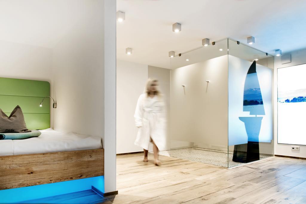 Gaestehaus Holzer 콘스탄츠 외부 사진